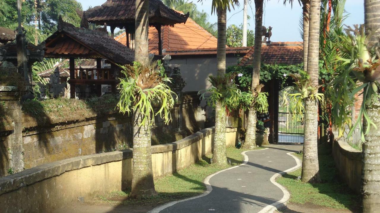 Pariliana Hotel Ubud Exterior foto